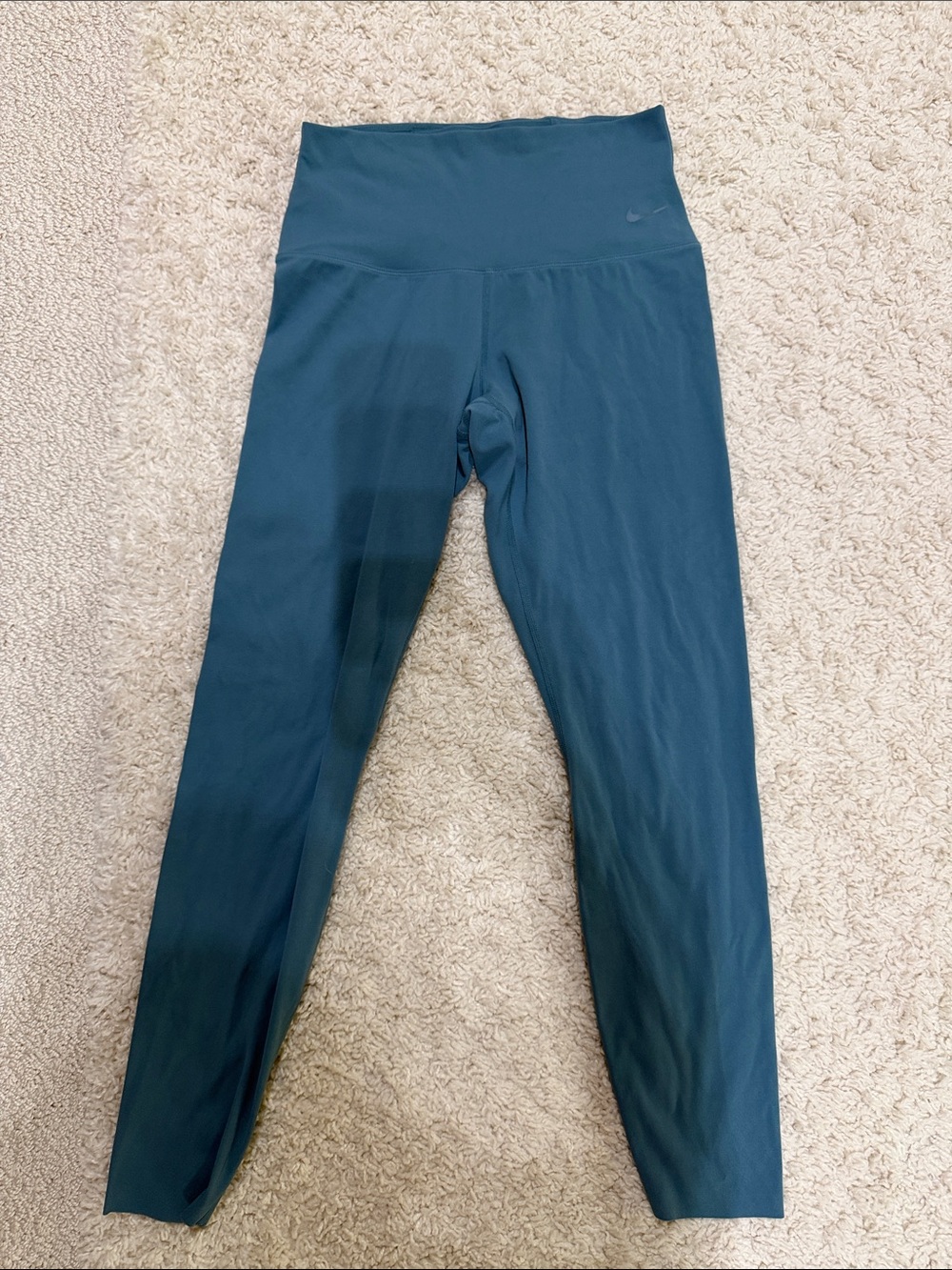 Nike High-Waist Leggings in Teal – Performance Stretch